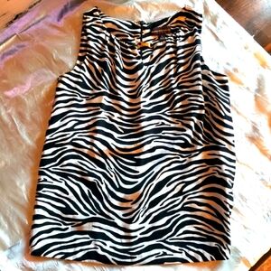 DANA BUCHMAN ZEBRA STRIPE PRINT SLEEVELESS BLOUSE SMALL       c